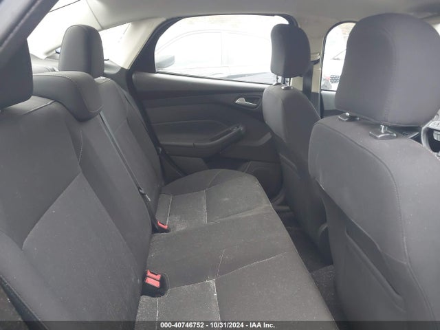 Ford FOCUS SE 2017 1FADP3FEXHL238214 Image 8