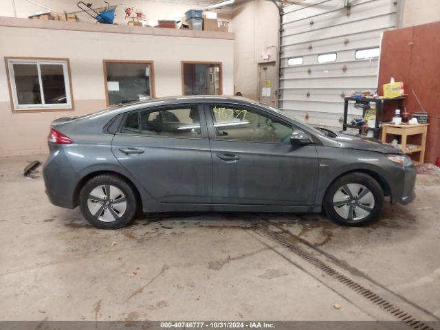 KMHC65LC4KU181058 Hyundai Ioniq Hybrid Blue