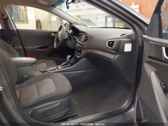 KMHC65LC4KU181058 Hyundai Ioniq Hybrid Blue