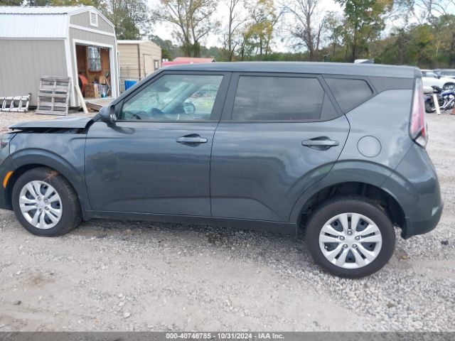 KNDJ23AU2P7884459 KIA SOUL LX