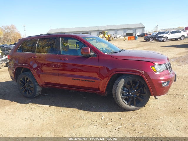 1C4RJFAG3JC180237 Jeep Grand Cherokee Altitude 4x4