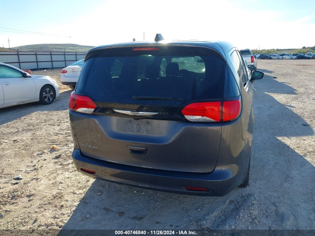 Chrysler Voyager Lx 2022 2C4RC1CG5NR226674 Image 16