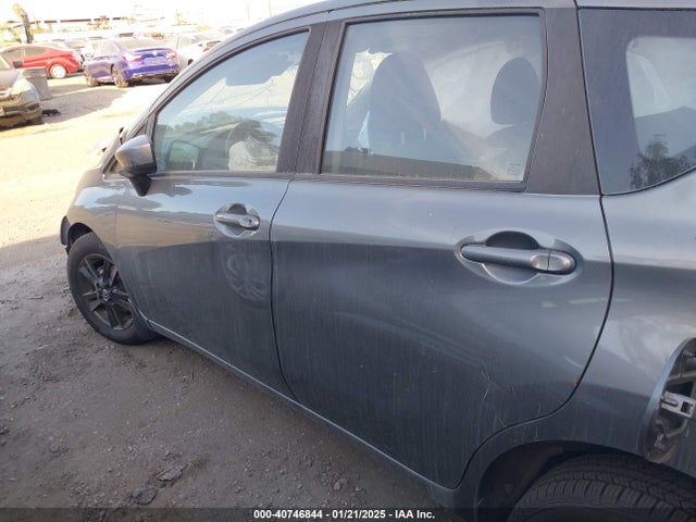 3N1CE2CP7JL359047 Nissan Versa Note S