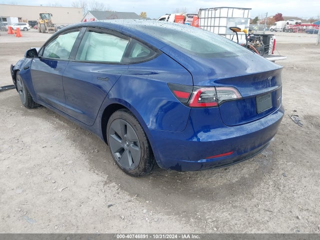 2022 TESLA MODEL 3 5YJ3E1EB9NF265572 Photo 2