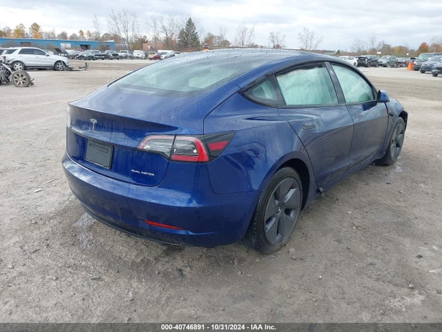 2022 TESLA MODEL 3 5YJ3E1EB9NF265572 Photo 3