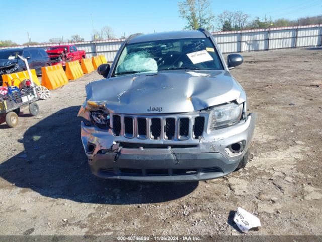1C4NJDBB8GD697767 Jeep Compass Sport Se