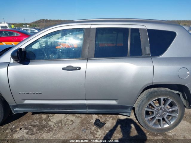 1C4NJDBB8GD697767 Jeep Compass Sport Se