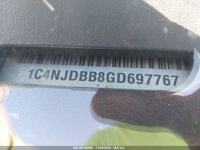 1C4NJDBB8GD697767 Jeep Compass Sport Se