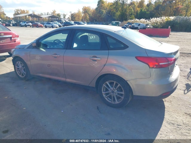 Ford FOCUS SE 2015 1FADP3F28FL305136 Image 3