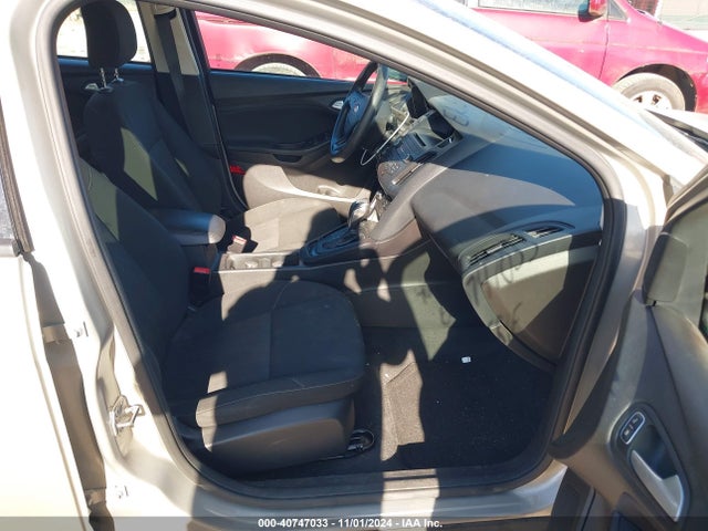 Ford FOCUS SE 2015 1FADP3F28FL305136 Image 5