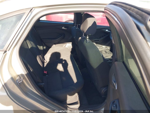 Ford FOCUS SE 2015 1FADP3F28FL305136 Image 8