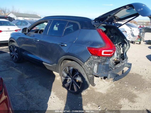 2022 VOLVO XC40 RECHARGE PURE ELECTRIC YV4ED3UR9N2772378 Photo 2