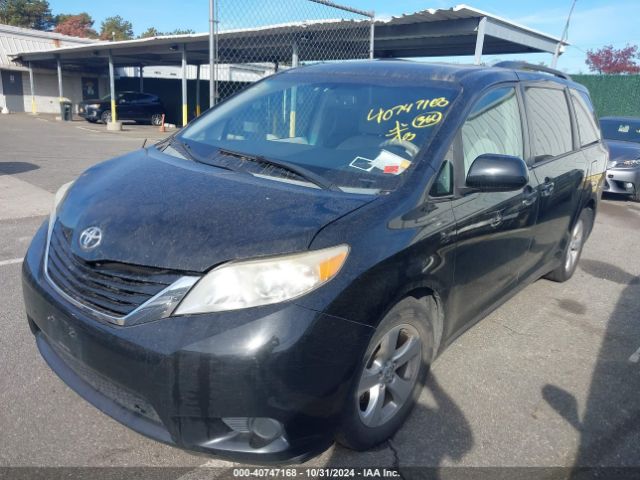 5TDKK3DC3ES410840 Toyota Sienna Le V6 8 Passenger