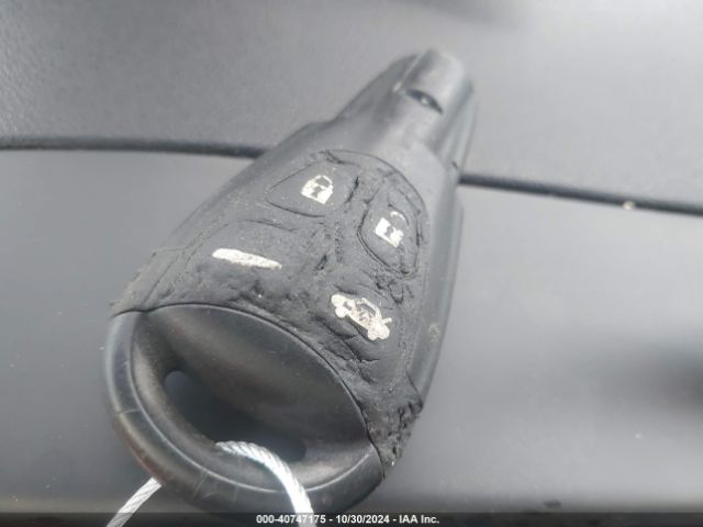 2003 SAAB 9-3 YS3FB49SX31018271 Photo 10