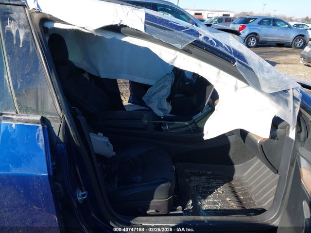 2021 TESLA MODEL 3 5YJ3E1EB8MF015349 Photo 4