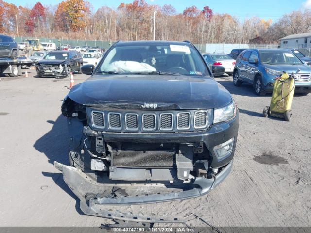 3C4NJCBB7JT376721 Jeep Compass Latitude Fwd