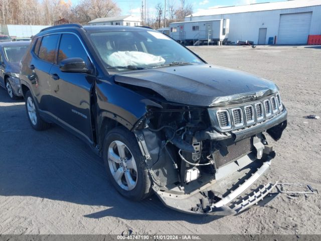 3C4NJCBB7JT376721 Jeep Compass Latitude Fwd