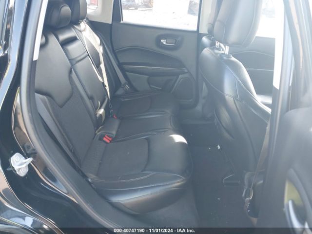 3C4NJCBB7JT376721 Jeep Compass Latitude Fwd