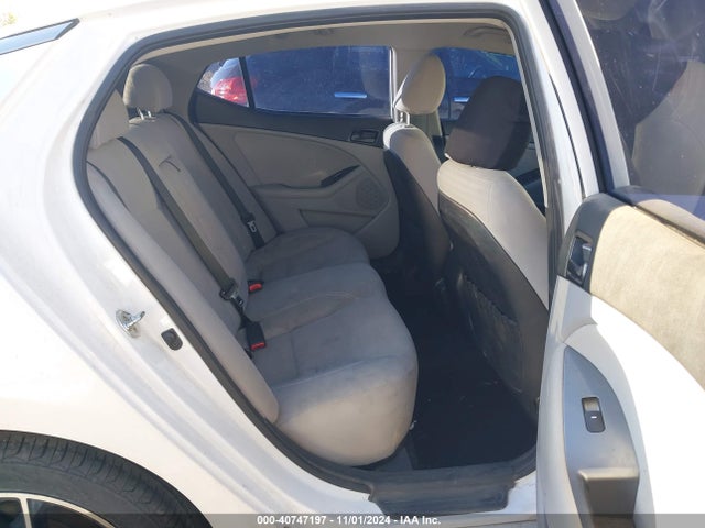 KIA Optima Lx 2015 5XXGM4A70FG403876 Image 8