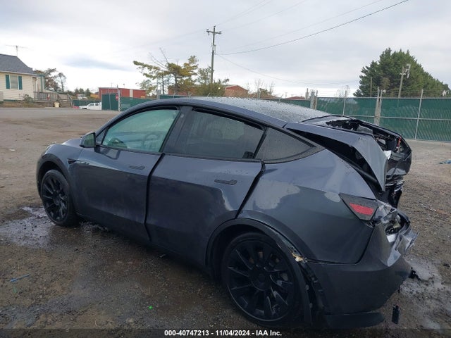 2023 TESLA MODEL Y 7SAYGDEE4PF689677 Photo 2