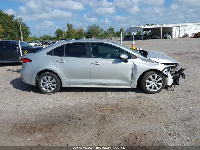 Toyota COROLLA LE 2020 5YFEPRAE0LP082189 Image 13