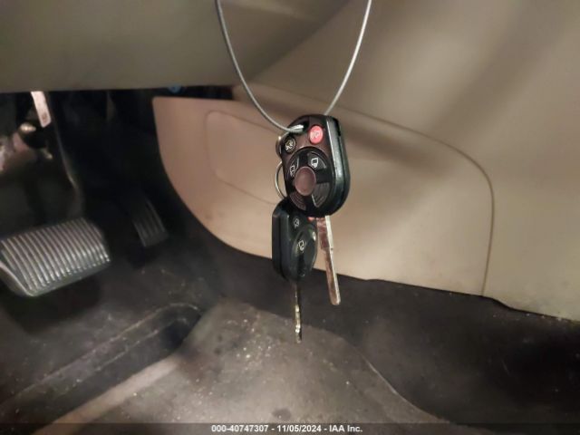 1FADP3F24FL337033 Ford FOCUS SE