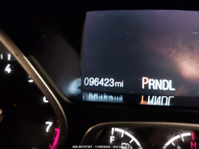1FADP3F24FL337033 Ford FOCUS SE
