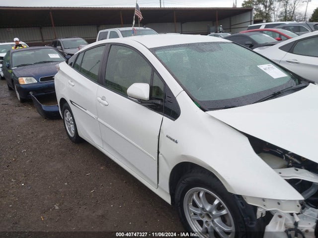 JTDKARFU9G3017344 Toyota Prius Three