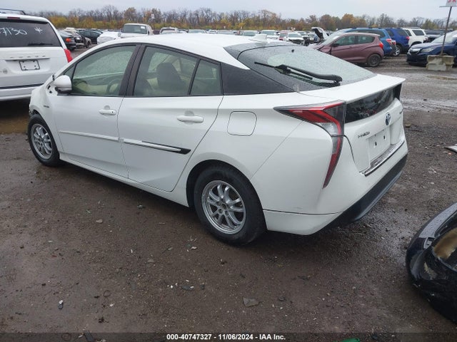 JTDKARFU9G3017344 Toyota Prius Three