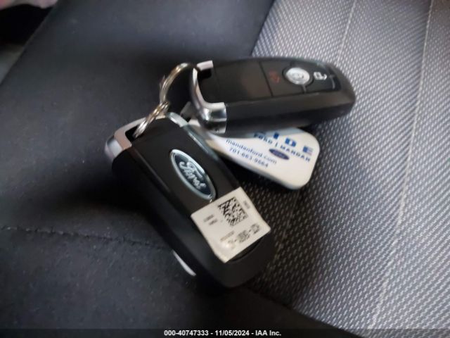 2FMPK4G92NBB09226 Ford EDGE SE