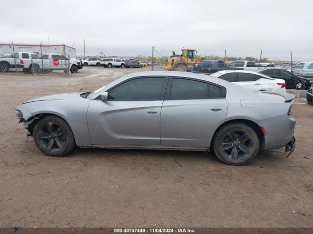 2C3CDXHG6HH615255 Dodge Charger Sxt Rwd
