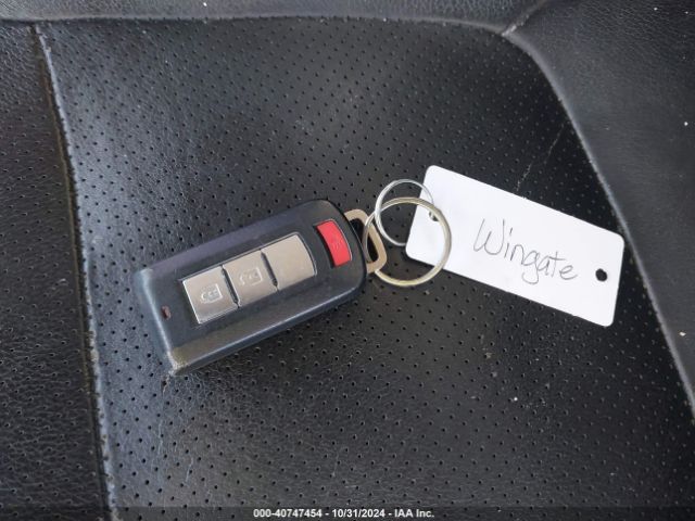 JA4AZ3A35GZ007613 Mitsubishi Outlander Sel