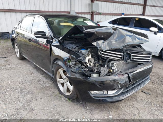 1VWAT7A37FC094931 auction archive image