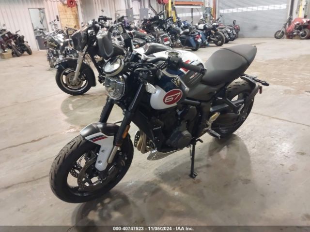 2025 TRIUMPH MOTORCYCLE TRIDENT 660 SMTL10UL3STBX2902 Photo 1