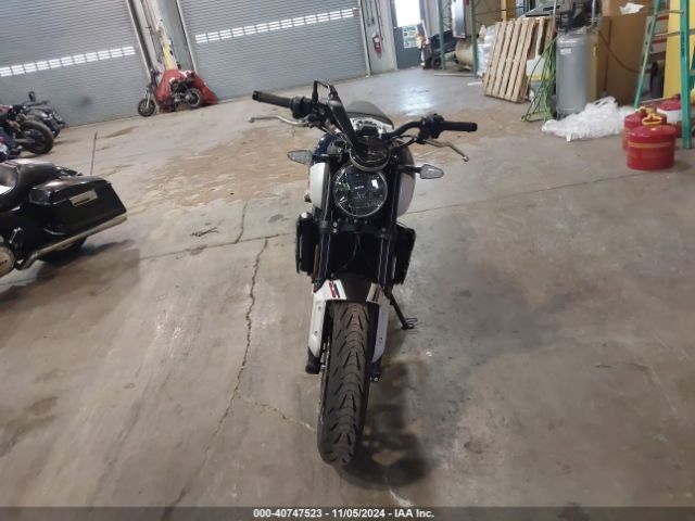 2025 TRIUMPH MOTORCYCLE TRIDENT 660 SMTL10UL3STBX2902 Photo 4