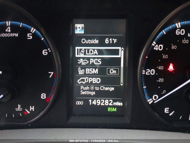 2T3WFREV3JW437747 Toyota Rav4 Adventure/xle