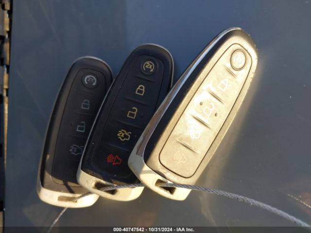 1LNHL9EK3EG608811 Lincoln MKS