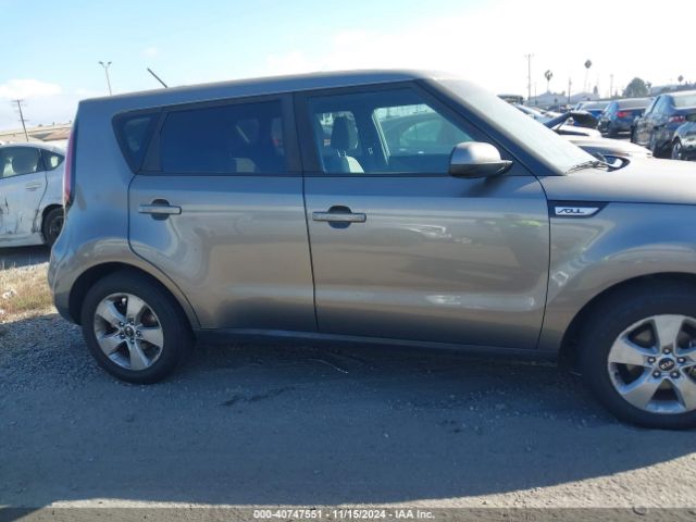 KNDJN2A25J7563247 KIA Soul
