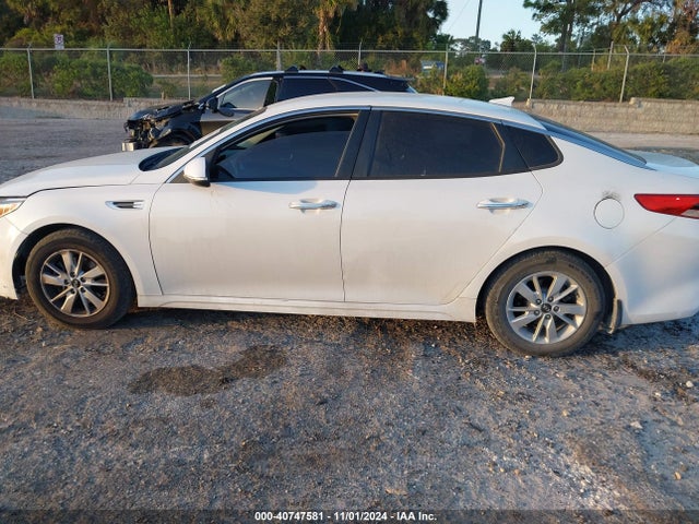 KIA Optima Lx 2016 KNAGT4L38G5098207 Image 14
