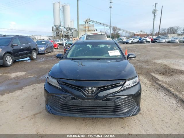 4T1B11HK8JU080820 Toyota CAMRY LE