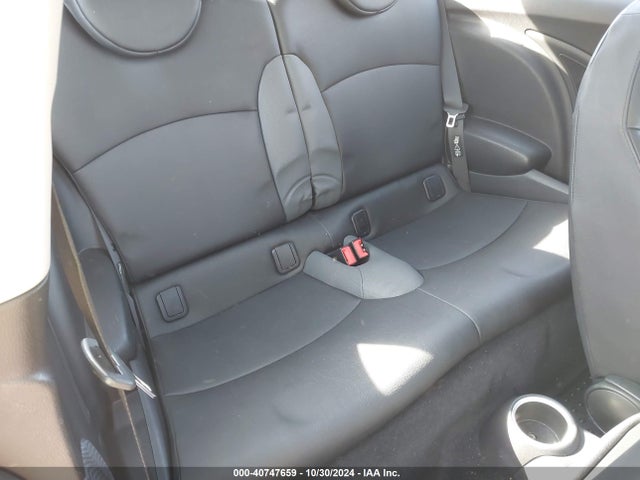 2010 MINI COOPER S WMWMF7C55ATZ71167 Photo 7