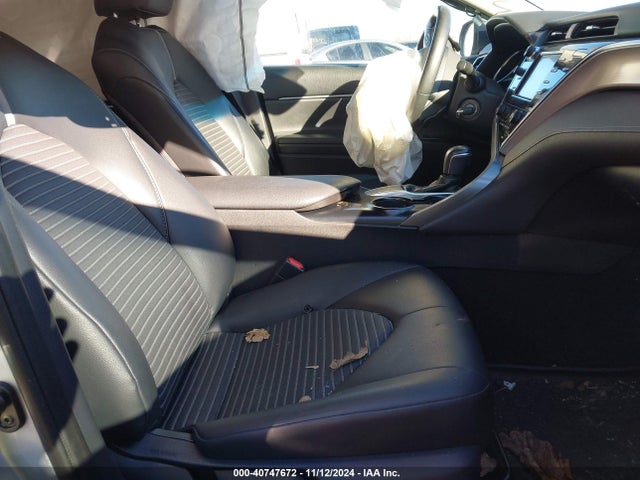 Toyota CAMRY SE 2018 4T1B11HK8JU587877 Image 5