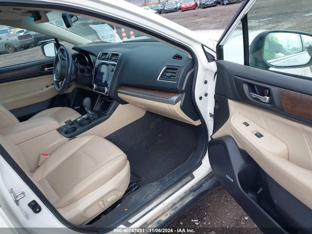 Subaru Outback 2.5i Limited 2018 4S4BSAKC6J3368940 Image 5