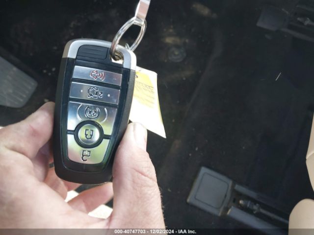 3FA6P0MU0KR112695 Ford Fusion Hybrid Sel