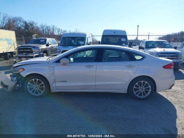 3FA6P0MU0KR112695 Ford Fusion Hybrid Sel