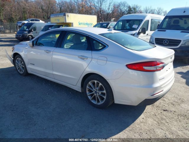 3FA6P0MU0KR112695 Ford Fusion Hybrid Sel