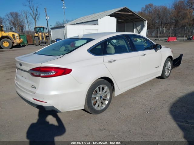 3FA6P0MU0KR112695 Ford Fusion Hybrid Sel
