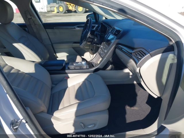 3FA6P0MU0KR112695 Ford Fusion Hybrid Sel