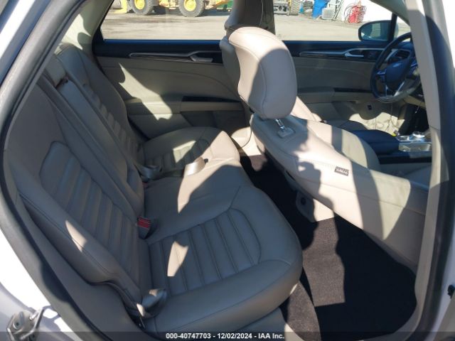 3FA6P0MU0KR112695 Ford Fusion Hybrid Sel