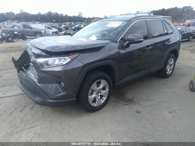 2T3P1RFV8MC234215 Toyota Rav4 Xle